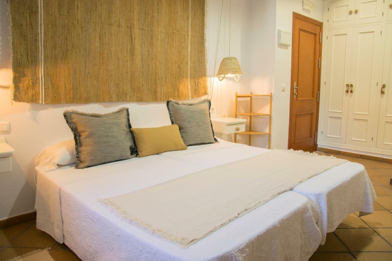 Hotel Mariantonia Chiclana de la Frontera Buitenkant foto