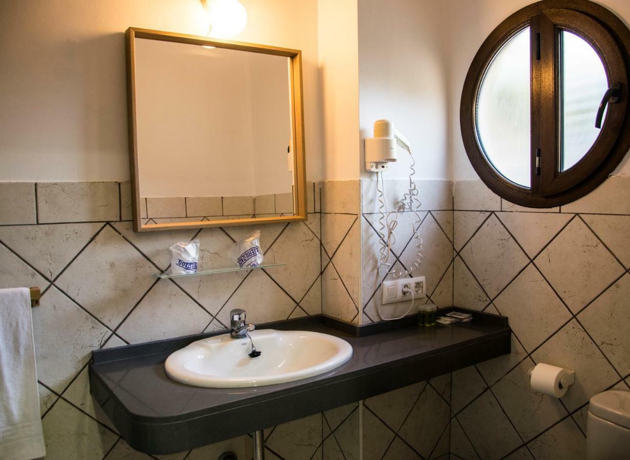 Hotel Mariantonia Chiclana de la Frontera Buitenkant foto